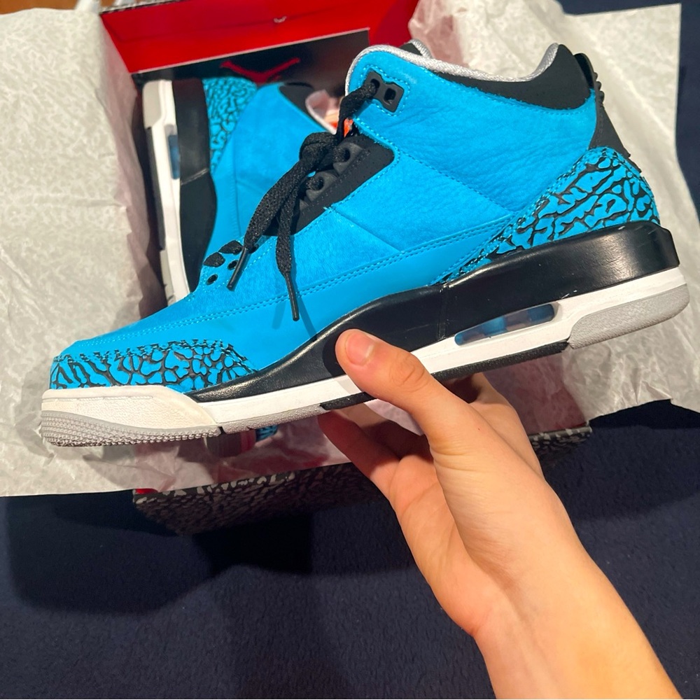 Jordan 3 Powder blue